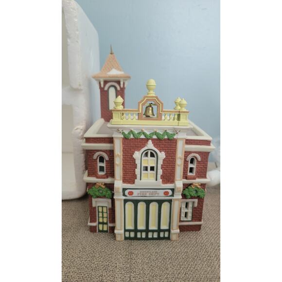 Dept56 Heritage Village Disney Parks Village Series "Disneyland Fire Department" - Picture 1 of 9
